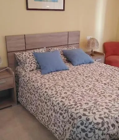 Con Piscina Y Parking Apartment Benidorm
