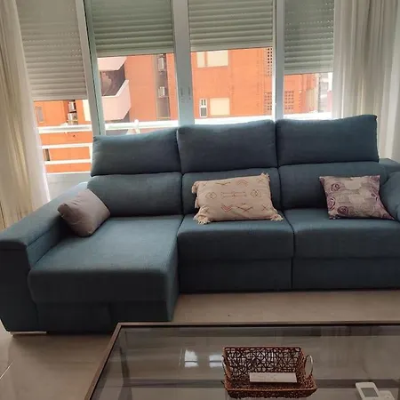 Con Piscina Y Parking Apartment